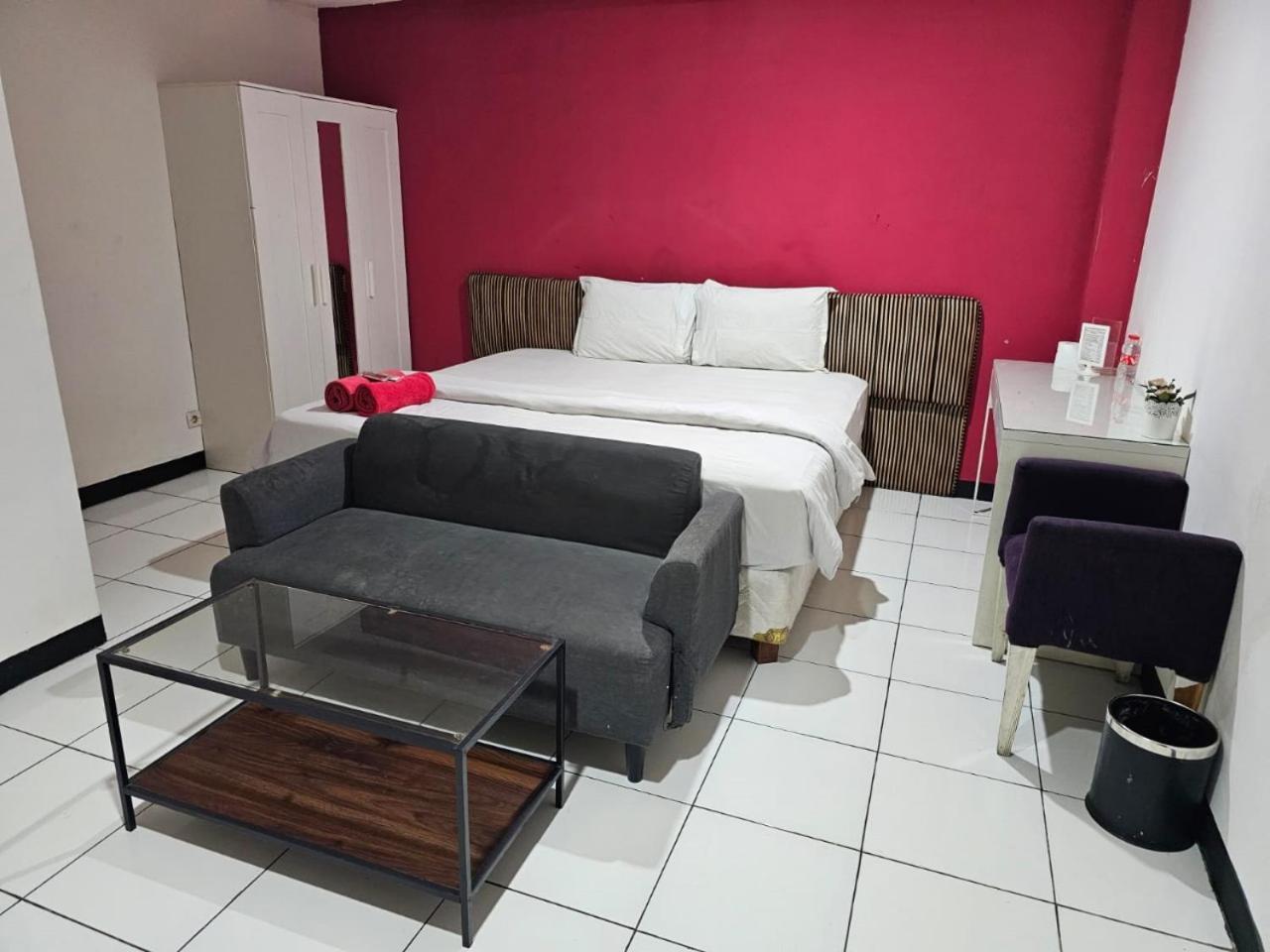 Mega Stay Near Mall Kelapa Gading Jakarta Exterior photo